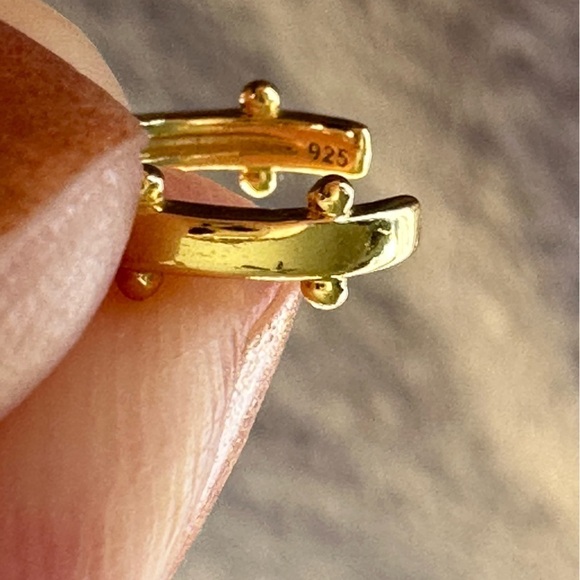 14k Gold Vermeil Dainty Ear Cuff - Picture 6 of 16